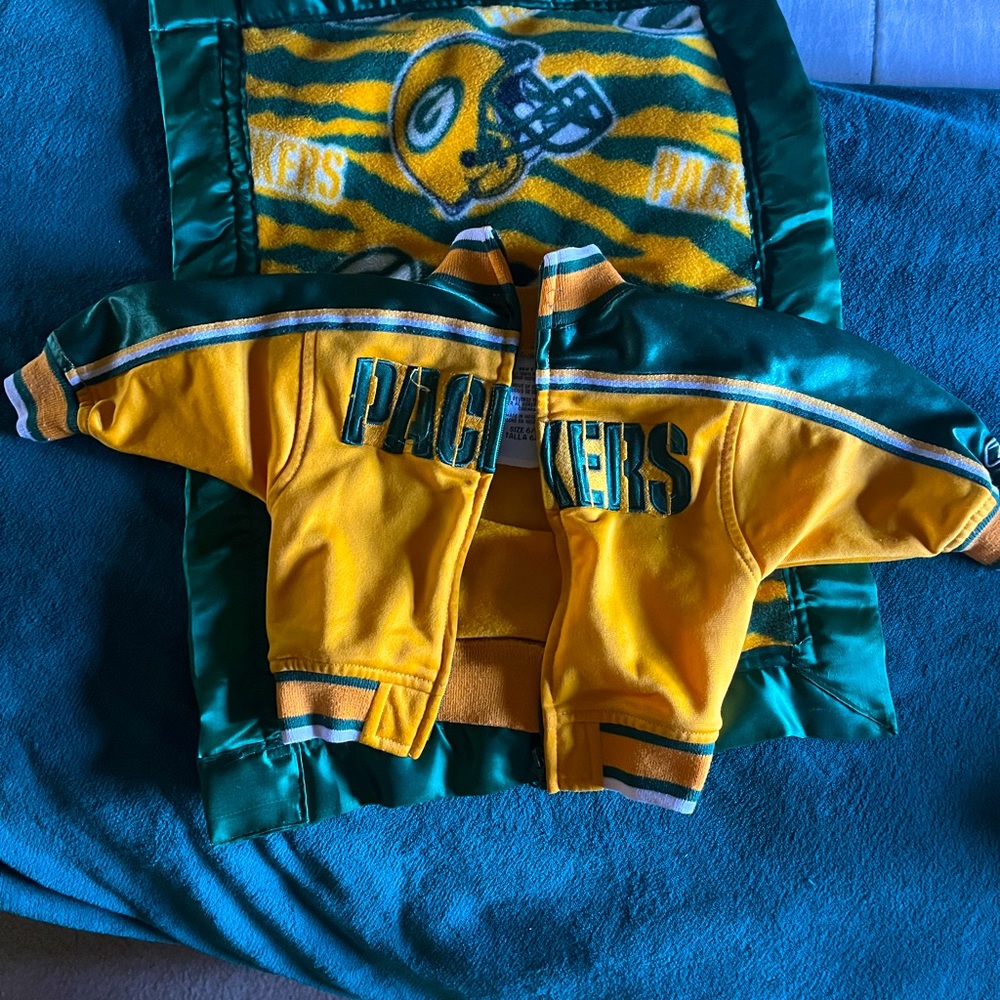 Baby Green Bay Packer track jacket size 6/9 mos